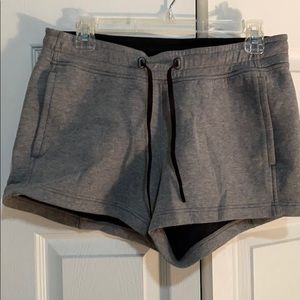 Lululemon in form shorts!